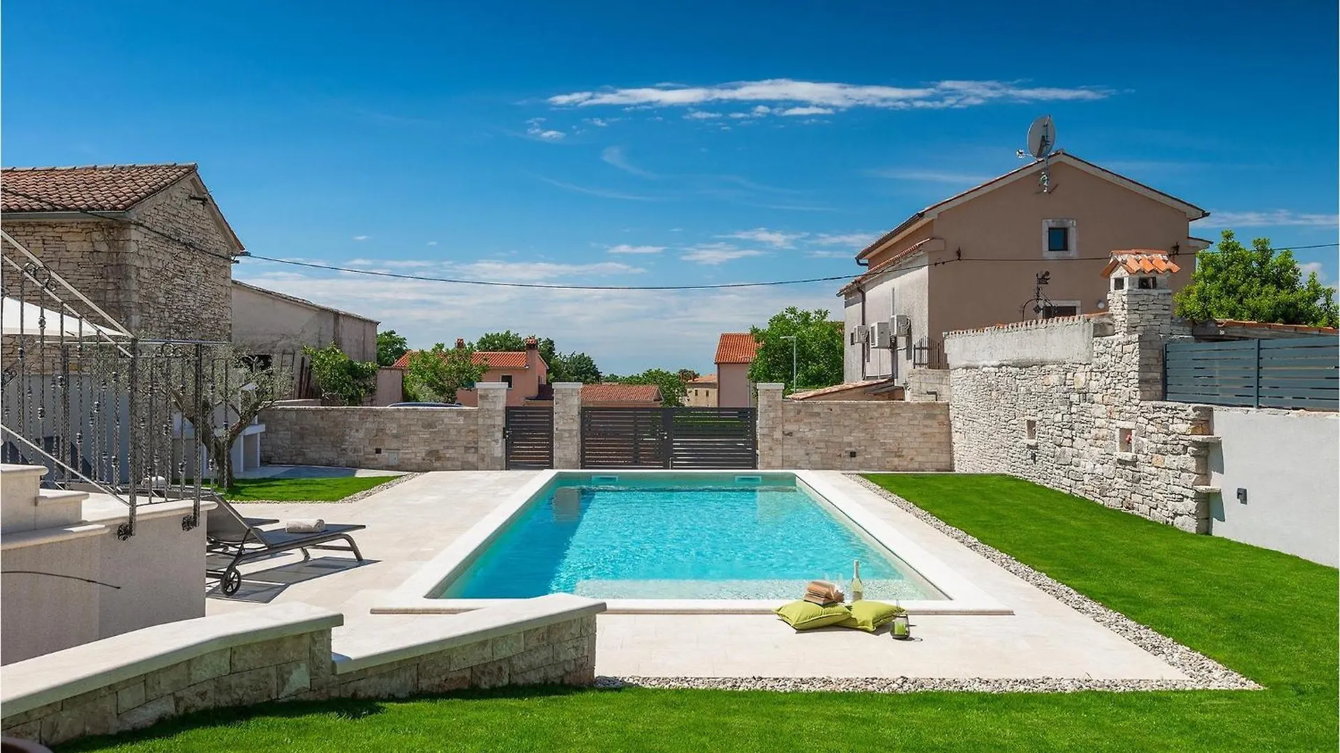 Villa Grande Brscici Jursici Holiday home