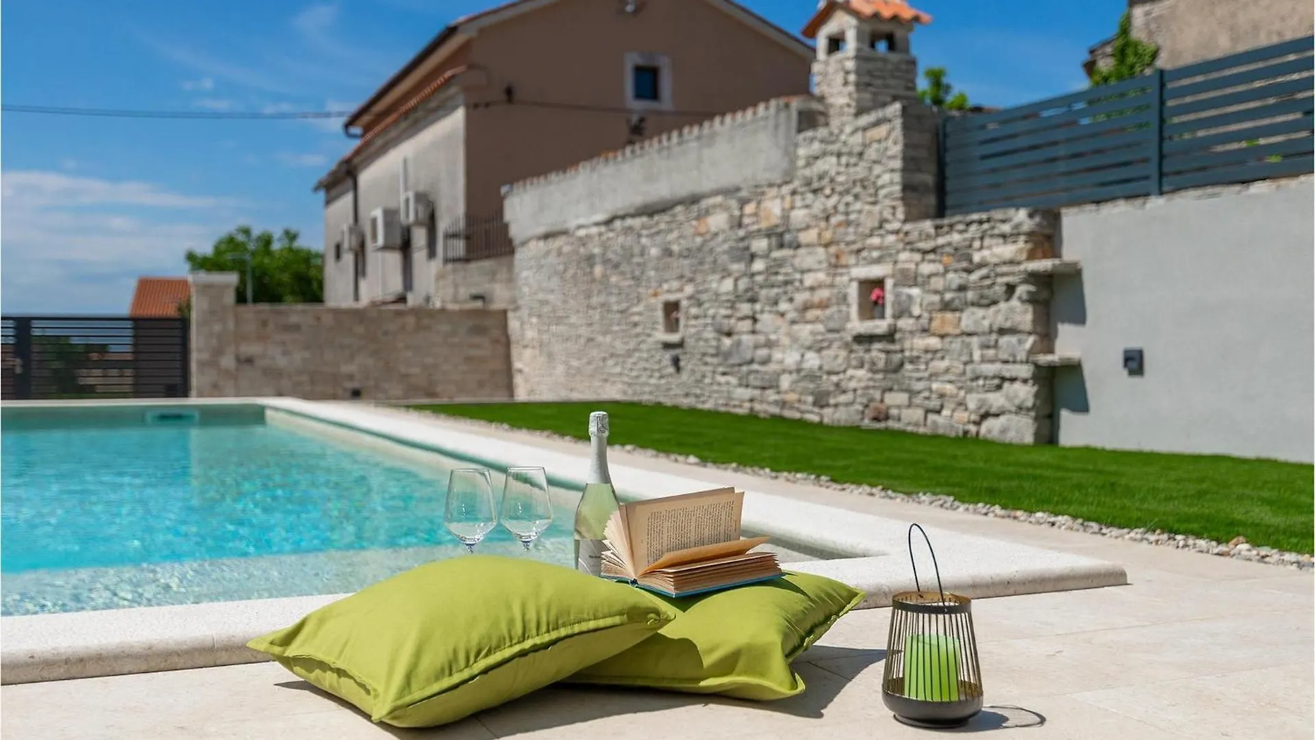 Villa Grande Brscici Jursici 0*,  Croatia