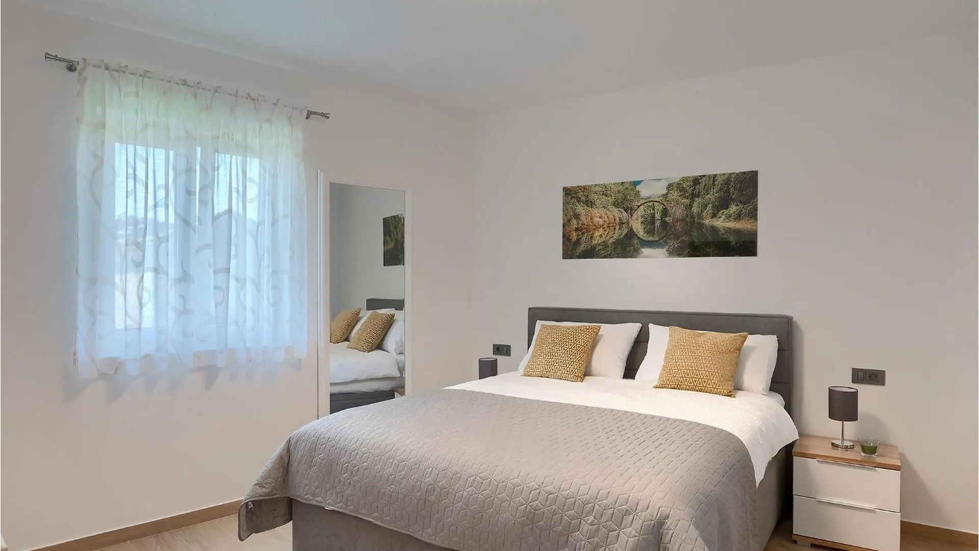 Holiday home Villa Grande Brscici Jursici