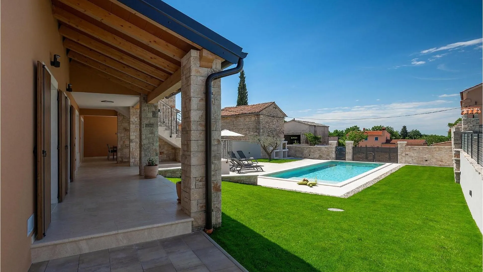 Holiday home Villa Grande Brscici Jursici Croatia