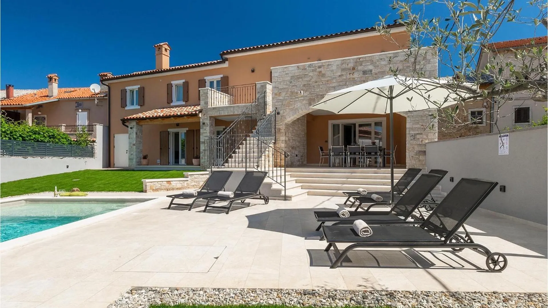 Villa Grande Brscici Jursici 0*,  Croatia